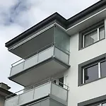 Haus Calanda Apartamento *