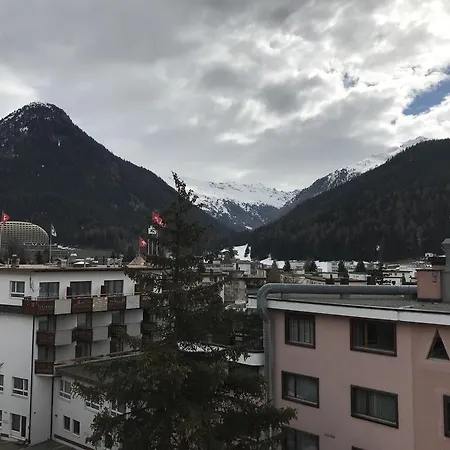 Haus Calanda Lägenhet Davos